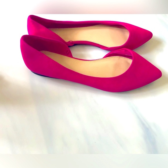 Forever 21 Shoes - Forever 21 Hot Pink Pointed-toed Flats - Size 8